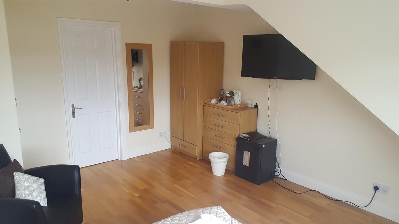 Kathleen House 2* Enfield